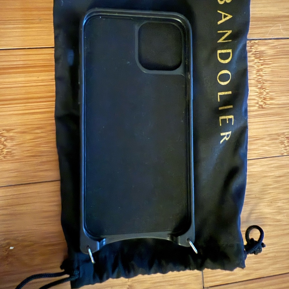 Bandolier iphone 12 pro max Black and pewter Emma Leather Phone Case used - Picture 2 of 2